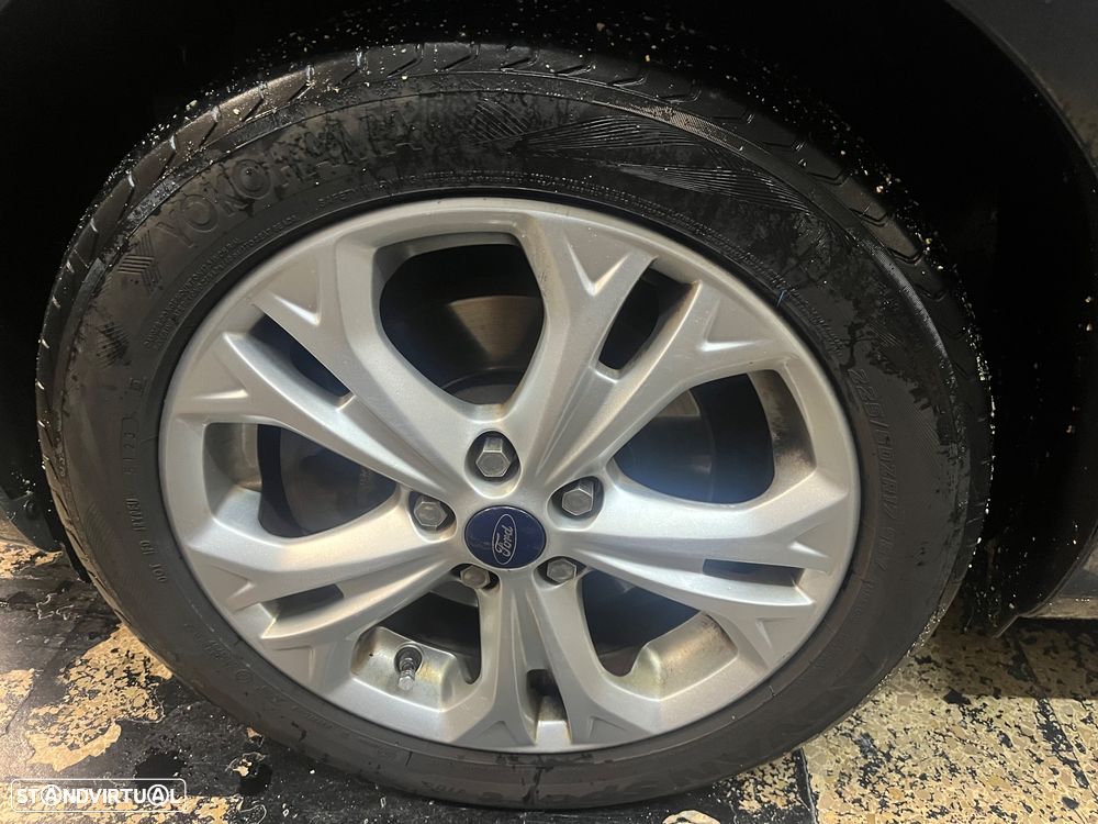 Ford S-Max 2.0 TDCi Titanium 7L - 8