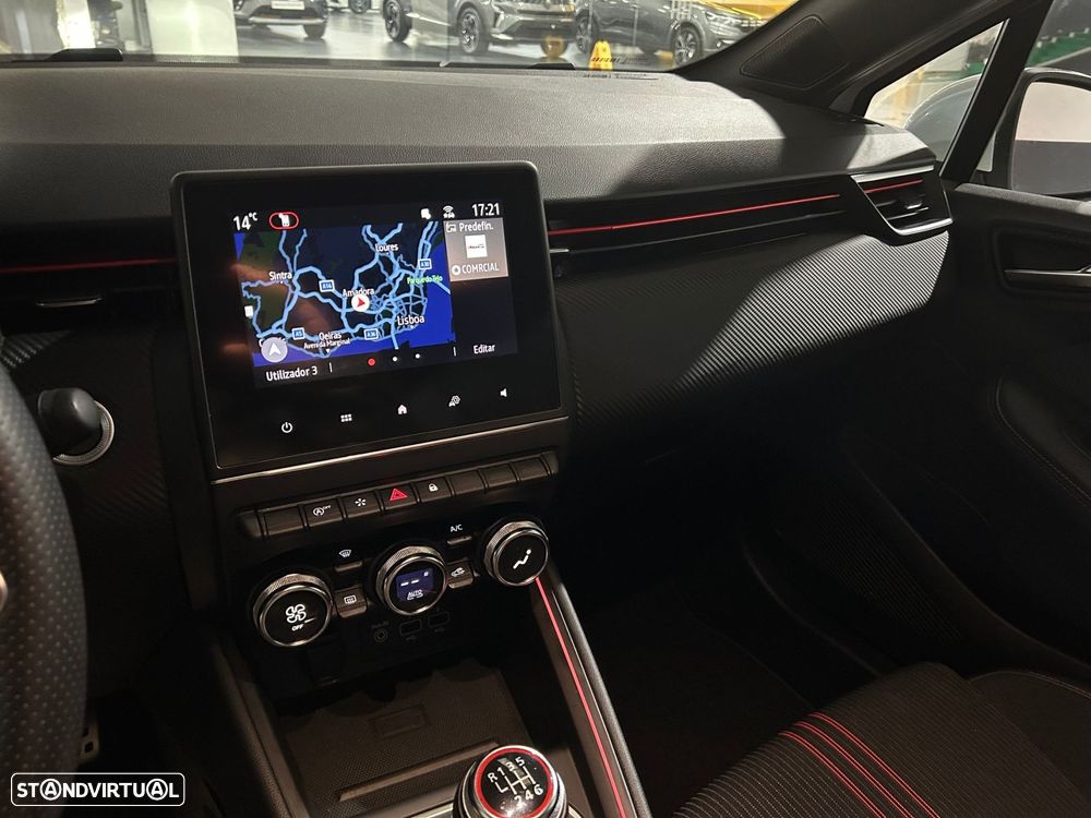 Renault Clio 1.0 TCe RS Line - 24