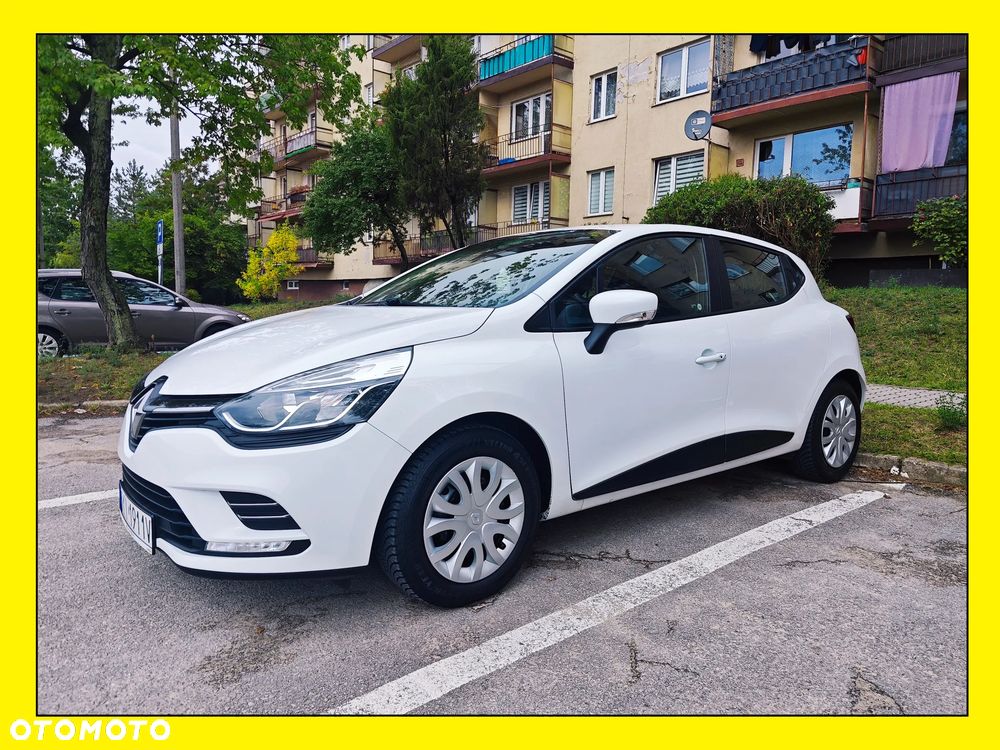 Renault Clio - 1