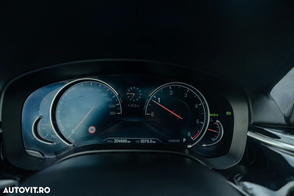 BMW Seria 5 520d Efficient Dynamics Edition Aut. Luxury Line - 27