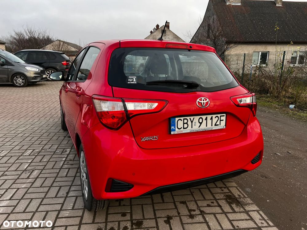 Toyota Yaris 1.5 Premium - 6