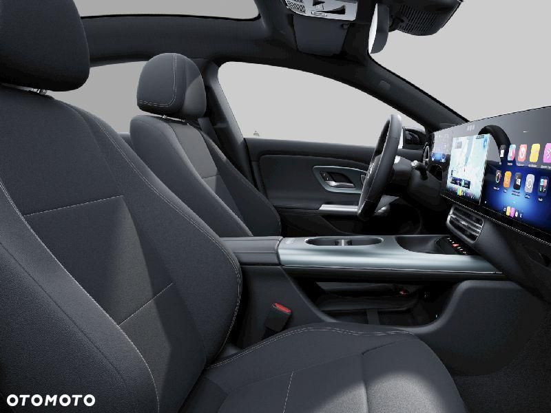 Mercedes-Benz CLA - 6