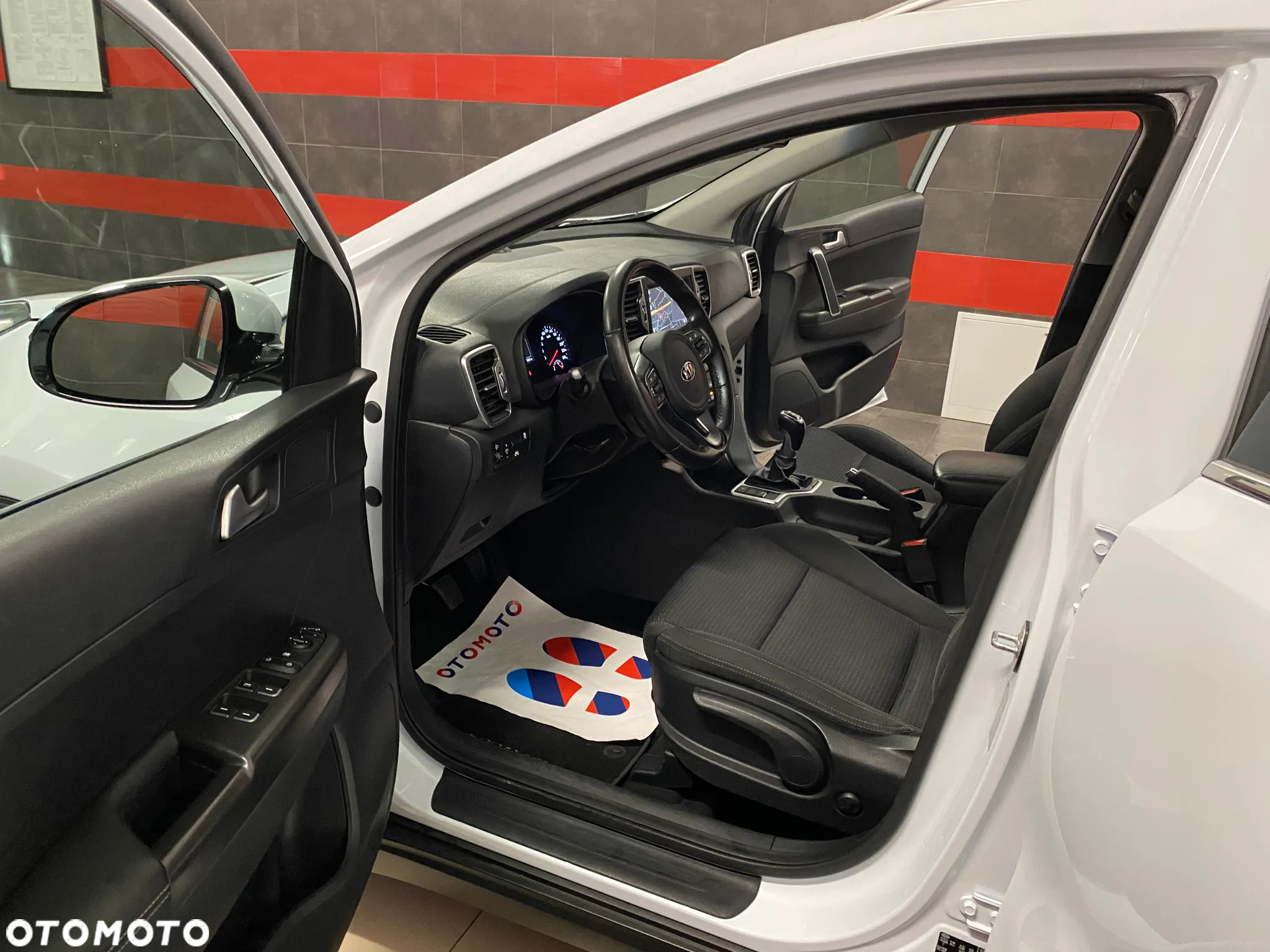 Kia Sportage 1.6 GDI 2WD Edition 7 - 17