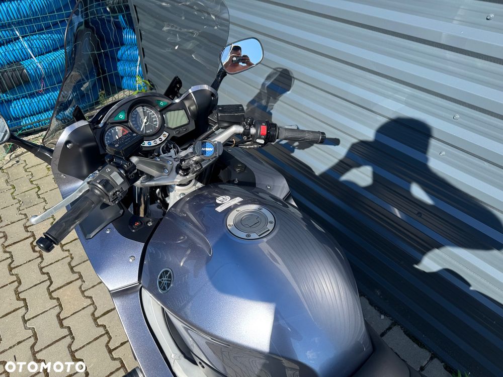 Yamaha FJR - 7