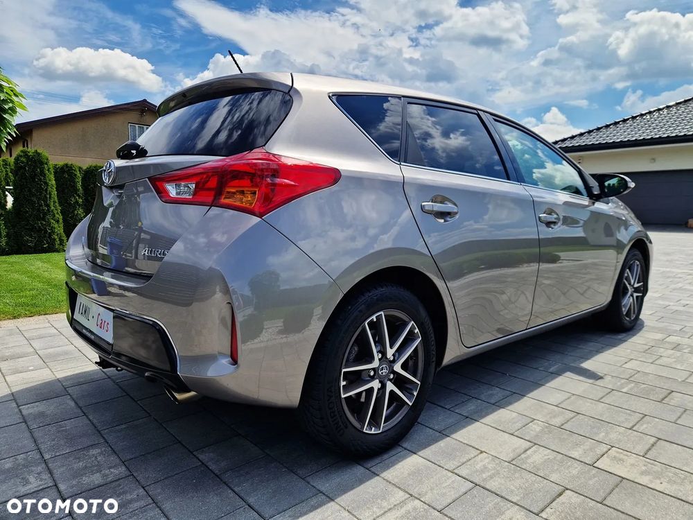 Toyota Auris 1.6 Valvematic Edition - 11