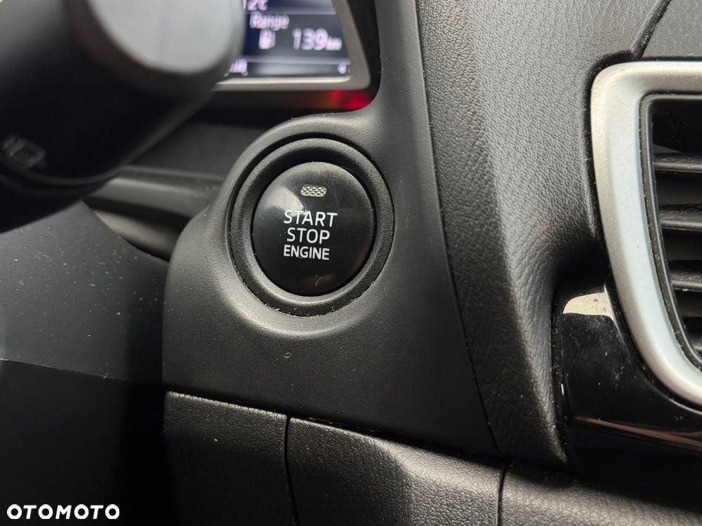 Mazda 3 1.6 CD Exclusive + - 21