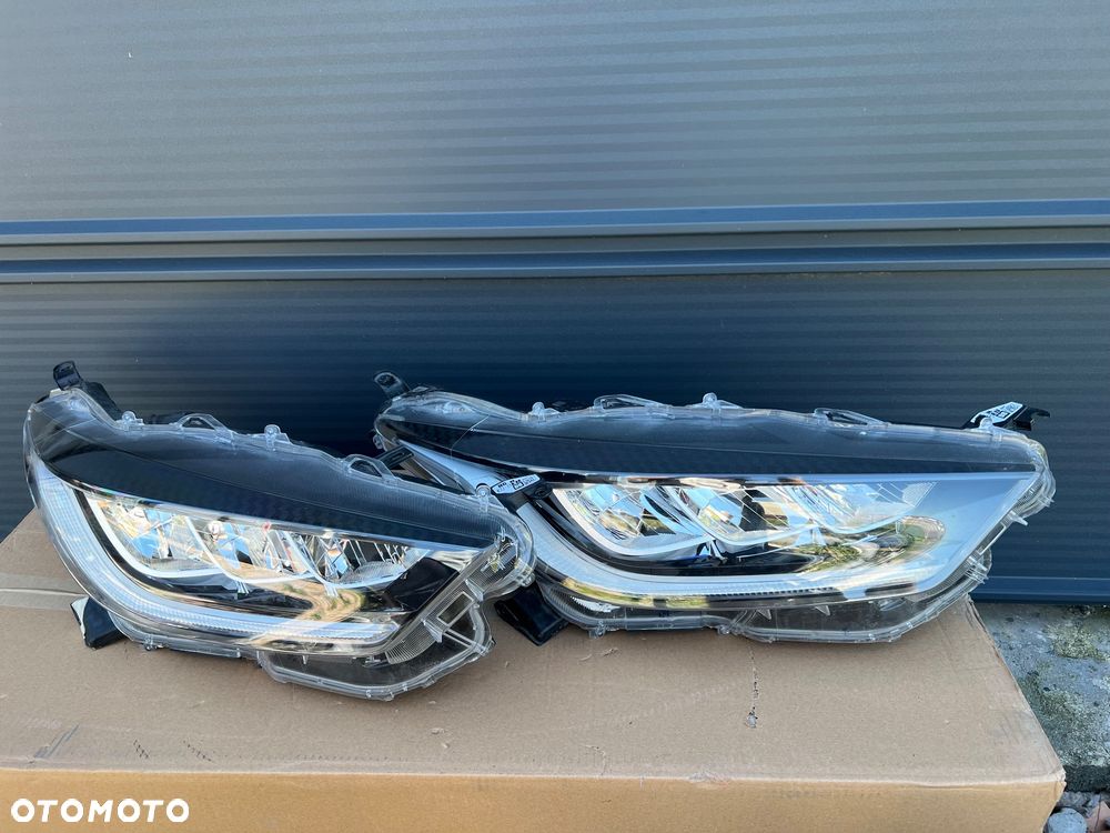 TOYOTA YARIS 4 IV 2020- LAMPA FULL LED PRAWY PRZÓD OE EU KOITO HG K0-8EU D8 - 1