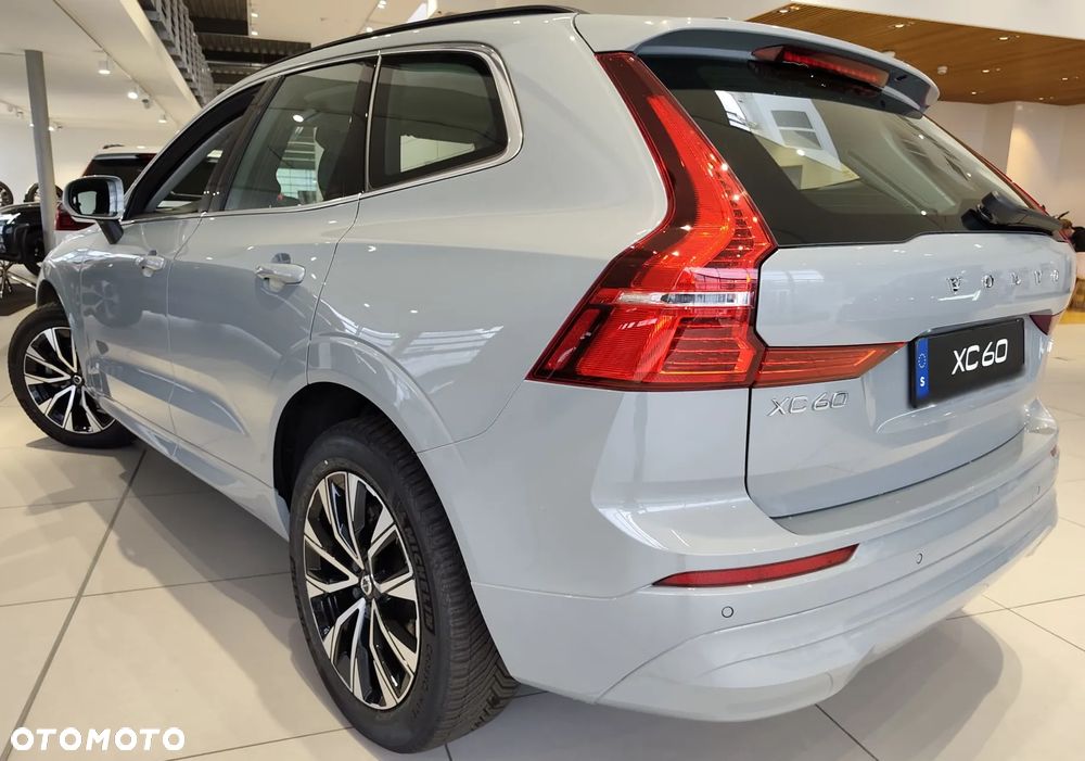 Volvo Xc60 2024 photo 2