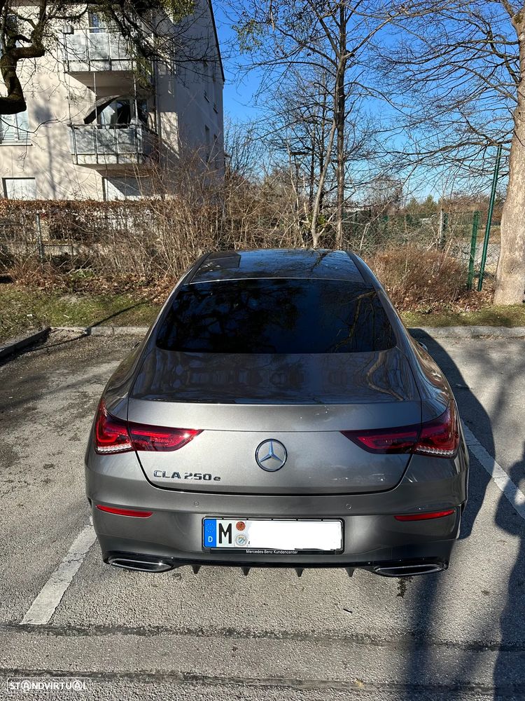 Mercedes-Benz CLA 250 e Shooting Brake AMG Line - 2