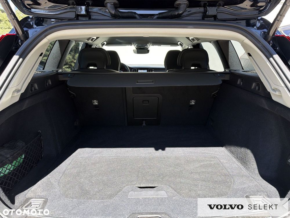 Volvo V60 Cross Country - 31