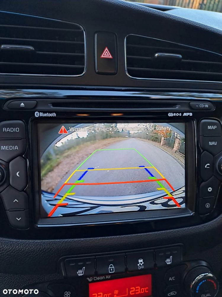 Kia Ceed 1.6 CRDi 128 Platinum Edition - 9