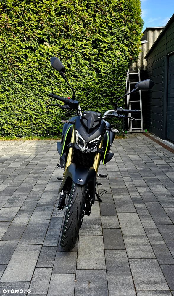QJMOTOR SRK 125S - 4