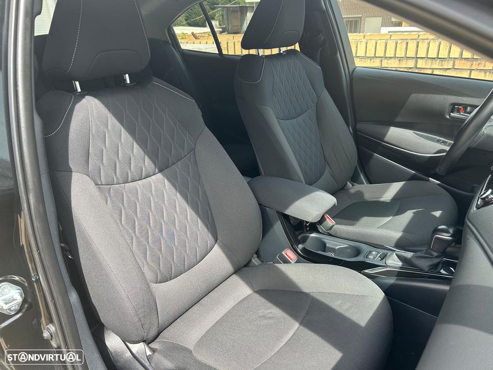 Toyota Corolla SD 1.8 Hybrid Exclusive - 20