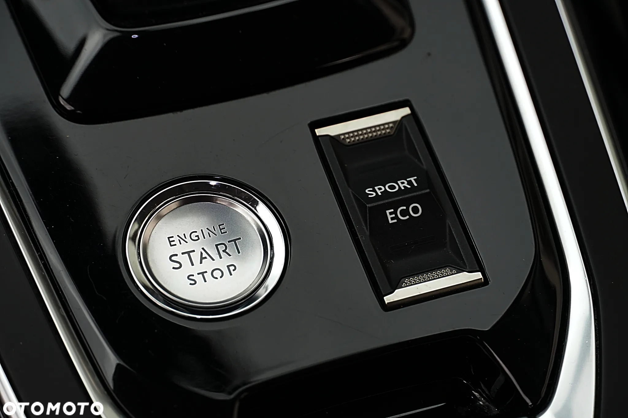 Peugeot 308 BlueHDi FAP 130 EAT8 Stop & Start Tech Edition - 37
