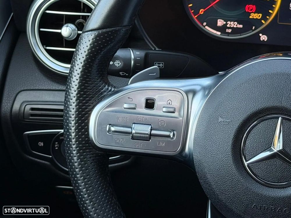 Mercedes-Benz GLC 300 de Coupé 4Matic - 35
