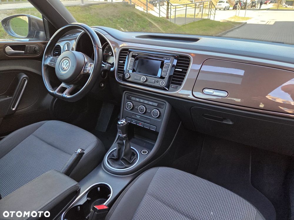 Volkswagen Beetle 1.6 TDI - 11