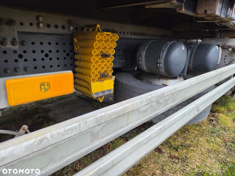 Mercedes-Benz Actros 2542 MP4 BDF - 11