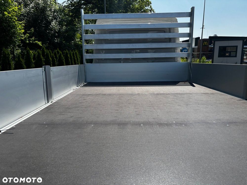 Volkswagen Crafter 35 2.0 TDI L4H2 140 KM DOKA - 23