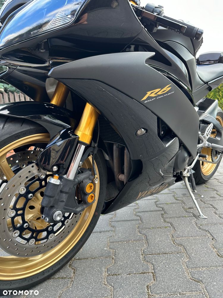 Yamaha R6 - 11