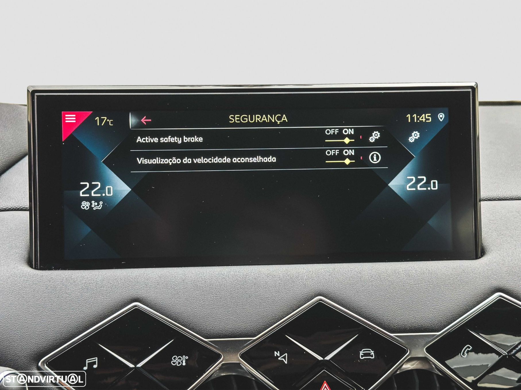 DS DS3 Crossback - 29