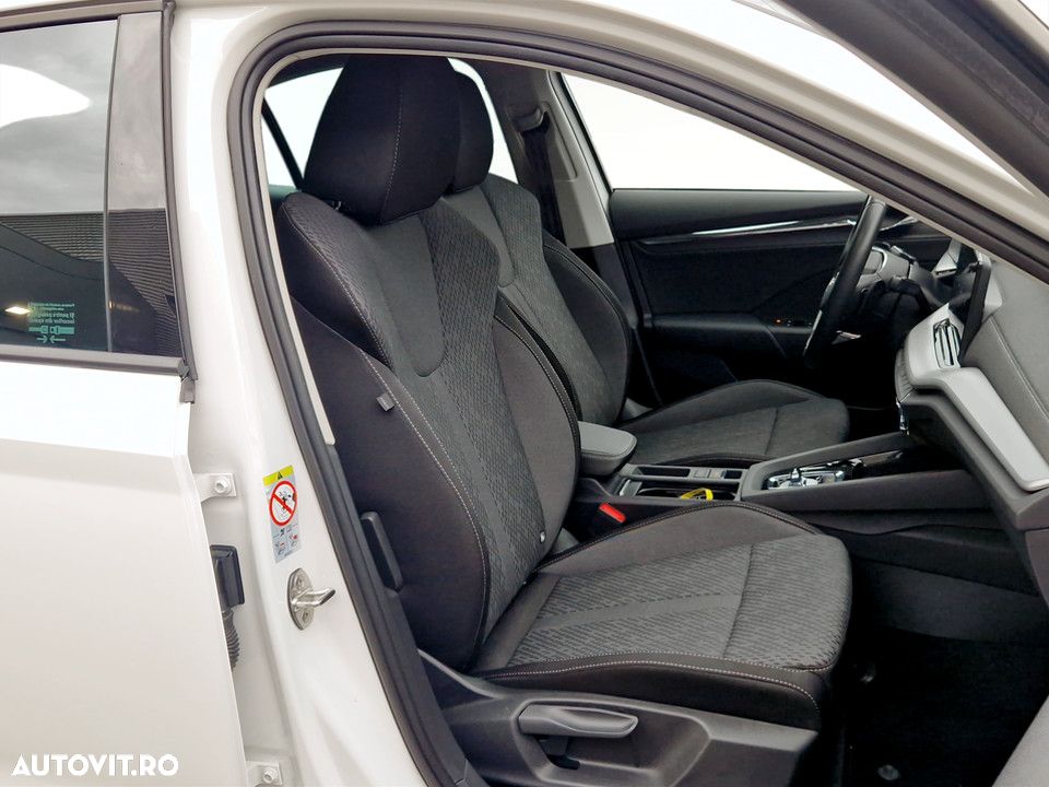Skoda Octavia 1.5 TSI DSG MHEV Style - 14