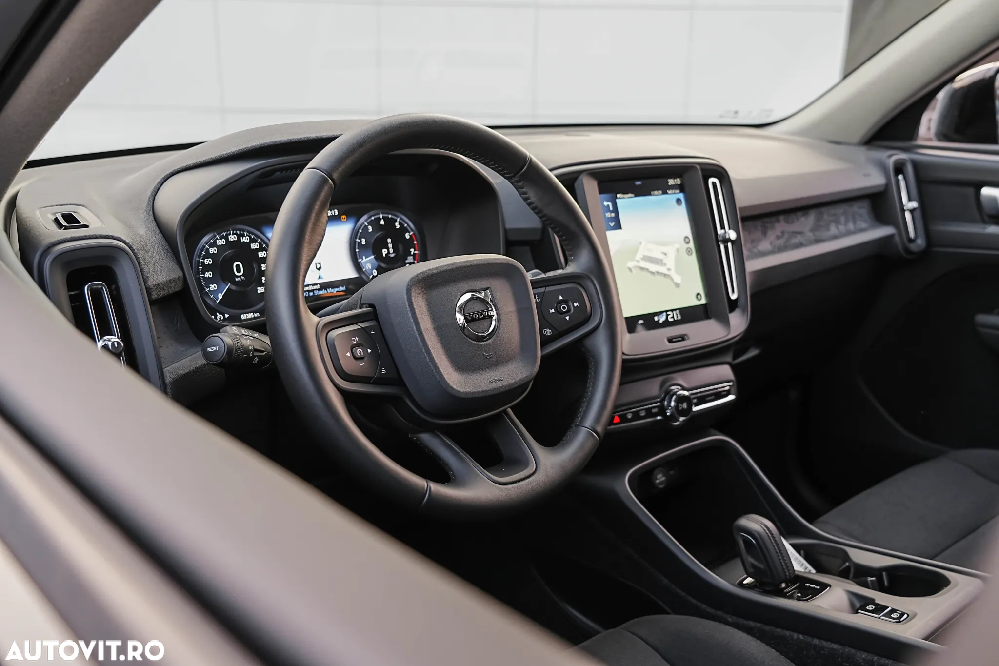 Volvo XC 40 T3 Geartronic - 5