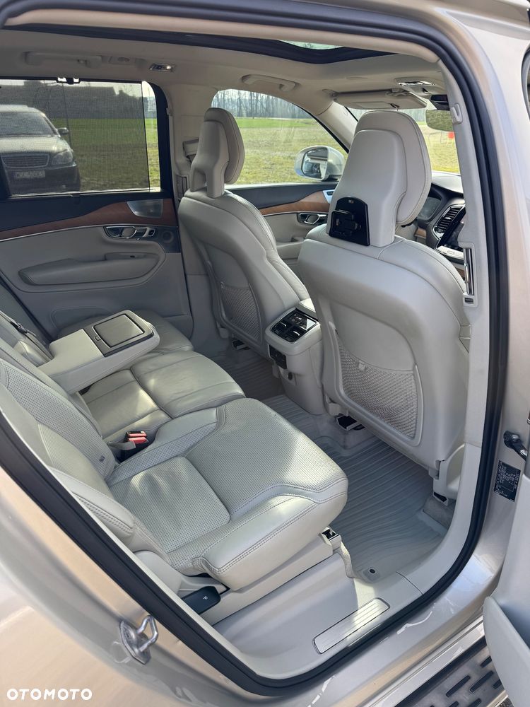 Volvo XC 90 D5 AWD Inscription 7os - 14