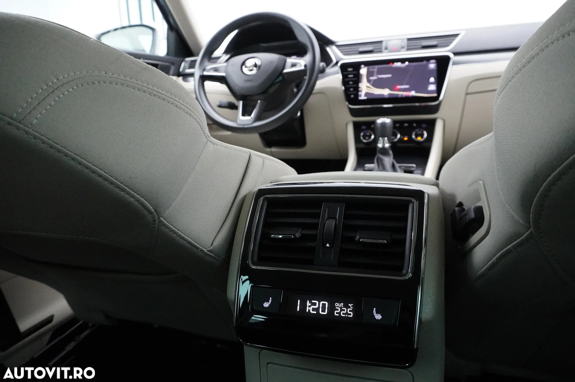 Skoda Superb 2.0 TDI 4X4 DSG Style - 15