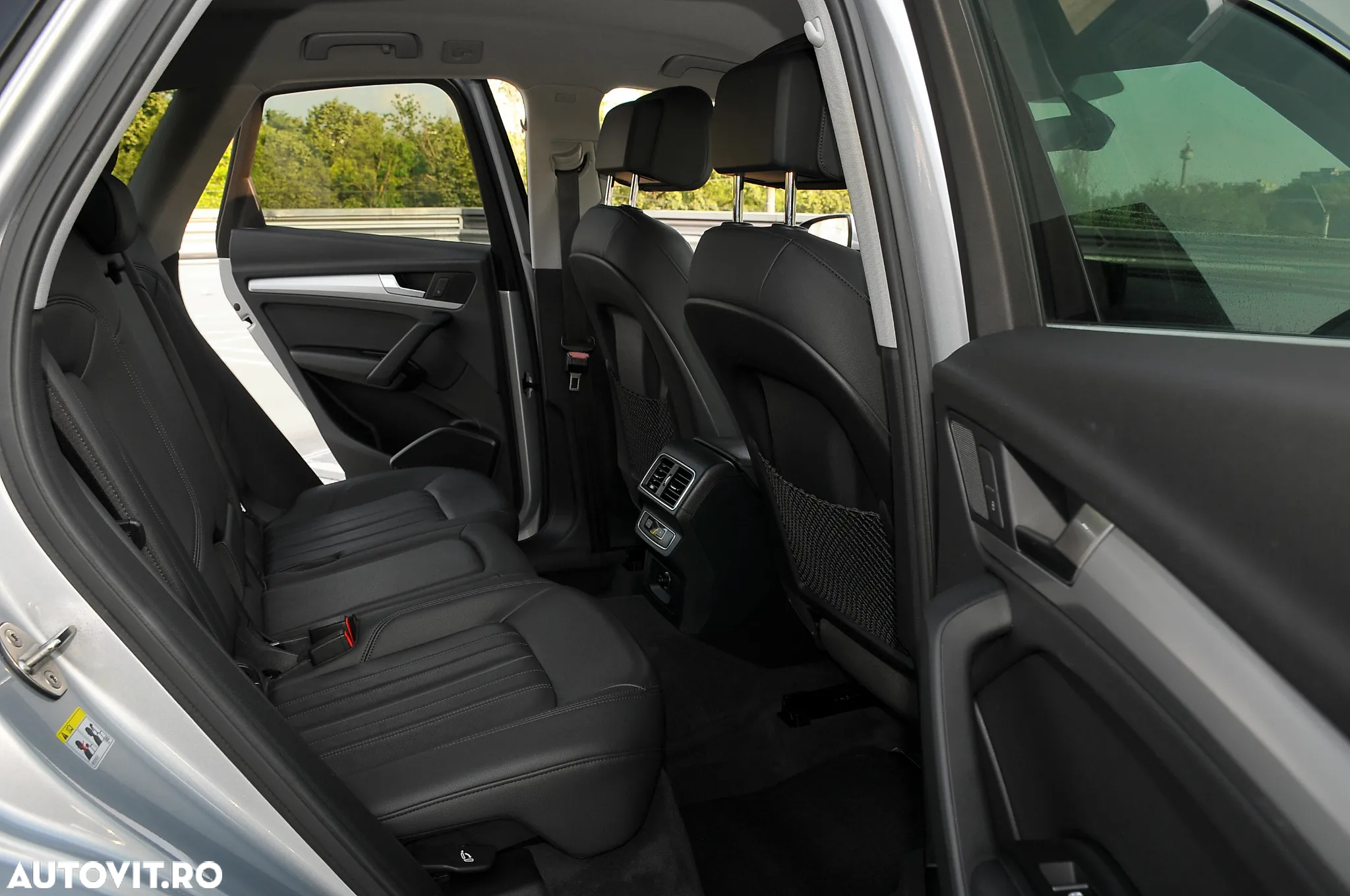 Audi Q5 40 TFSI quattro S tronic - 4