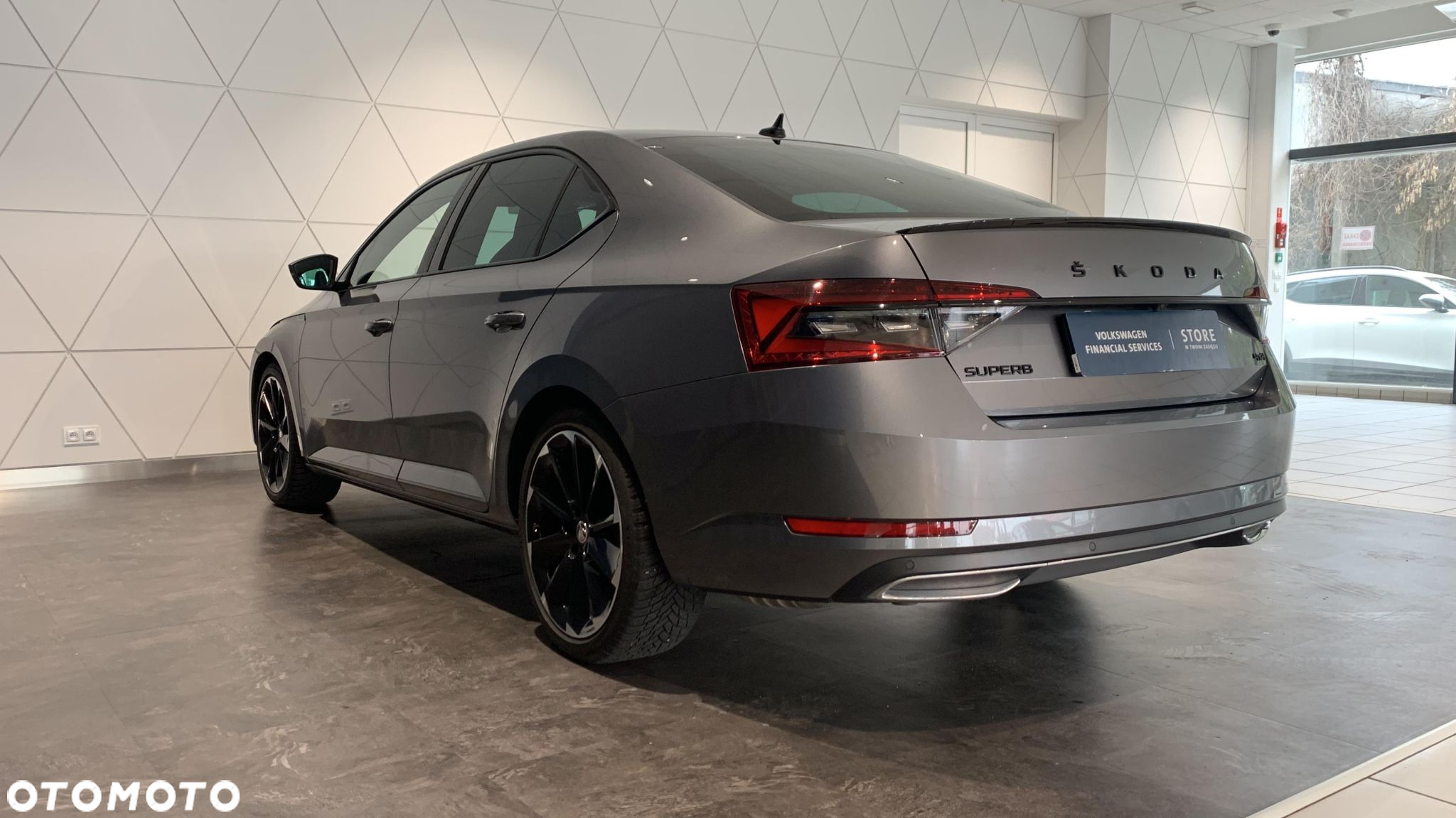 Skoda Superb 2.0 TDI SCR 4x4 Sportline DSG - 3