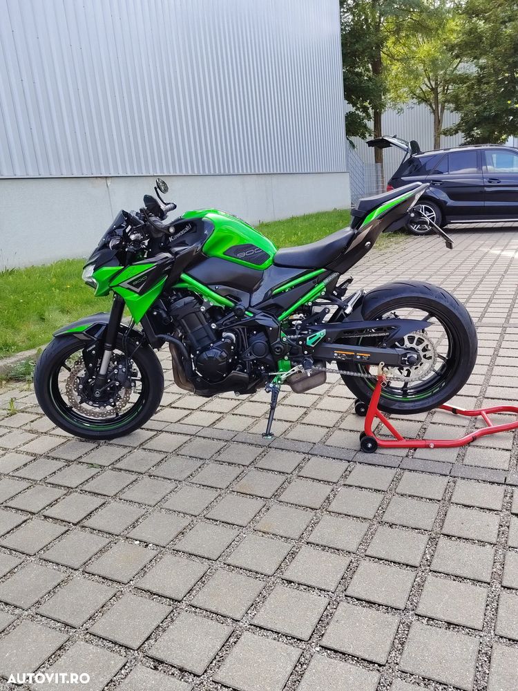 Kawasaki Z 900 - 8