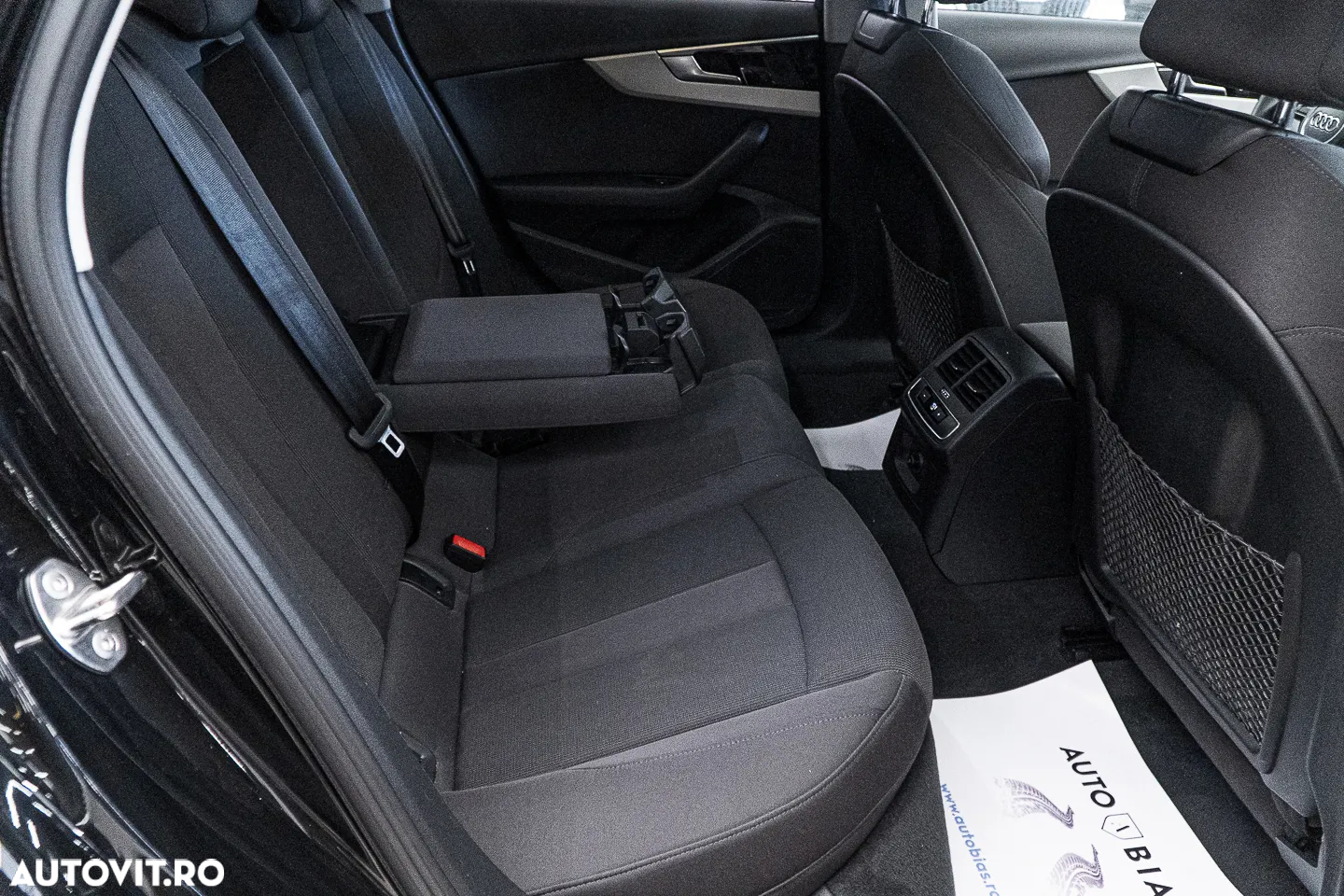 Audi A4 35 TFSI S tronic MHEV Advanced - 8