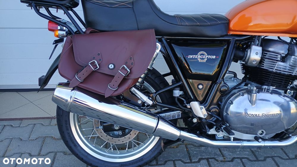 Royal Enfield Interceptor - 31