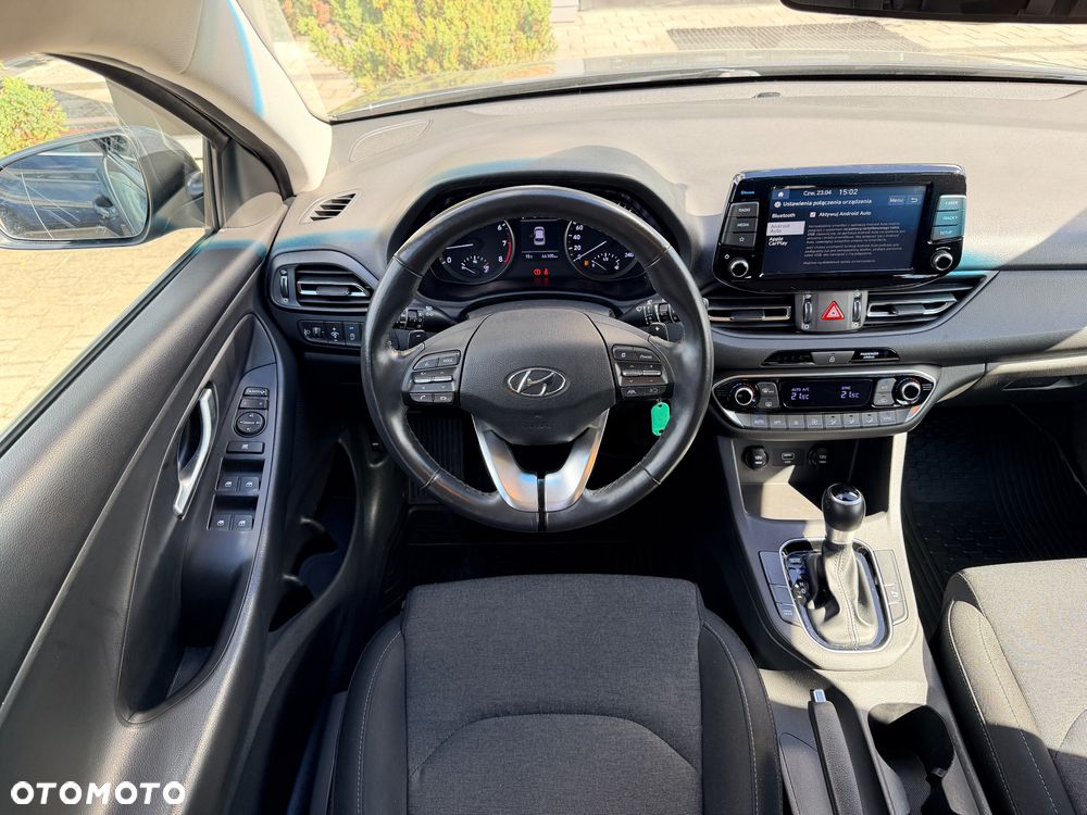 Hyundai i30 1.5 T-GDI 48V Comfort DCT - 11