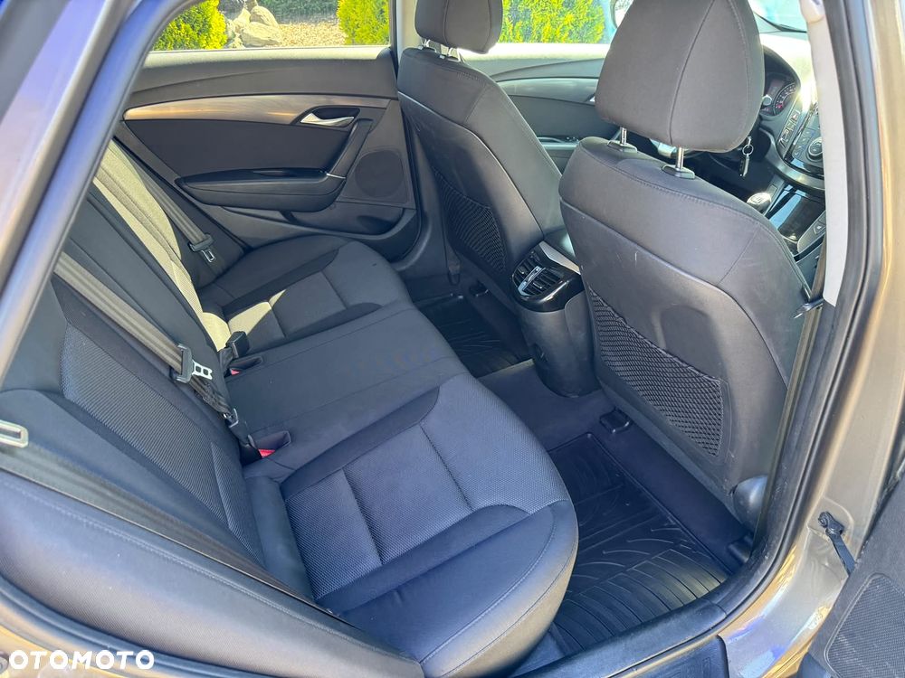 Hyundai i40 1.7 CRDi Comfort + - 21