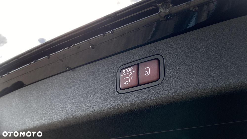 Mercedes-Benz Klasa E - 21