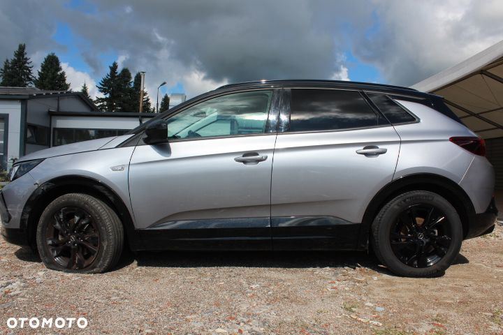 Opel Grandland 1.2 DI Automatik GS Line - 4