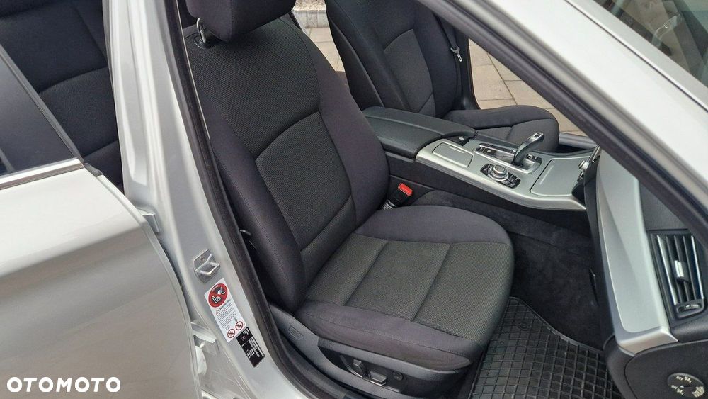 BMW Seria 5 - 19