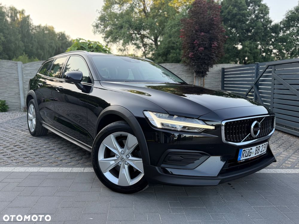 Volvo V60 Cross Country D3 Geartronic Momentum - 14