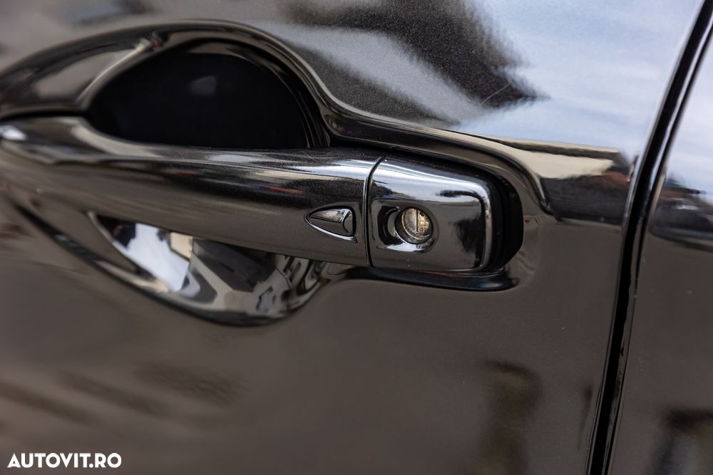 Nissan Qashqai 1.6 DCI Start/Stop X-TRONIC Tekna - 33