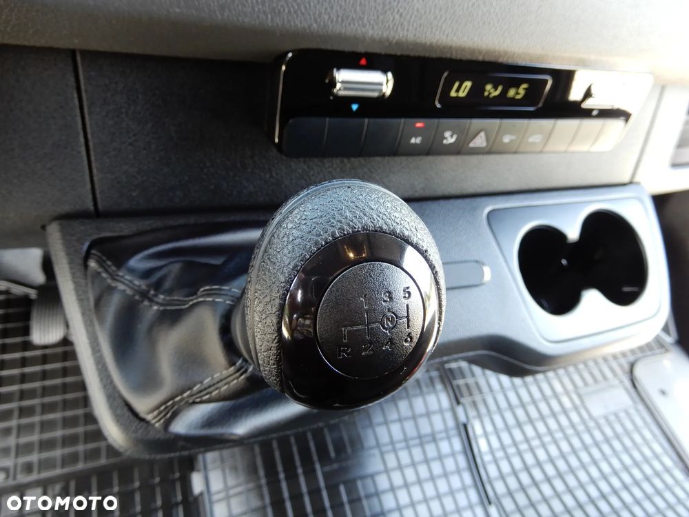 Mercedes-Benz Sprinter 317 CDI 170 Km L2H2 Furgon Blaszak Rozstaw Osi 3665 mm Serwis ASO Stan Jak Nowy UNIKAT - 40