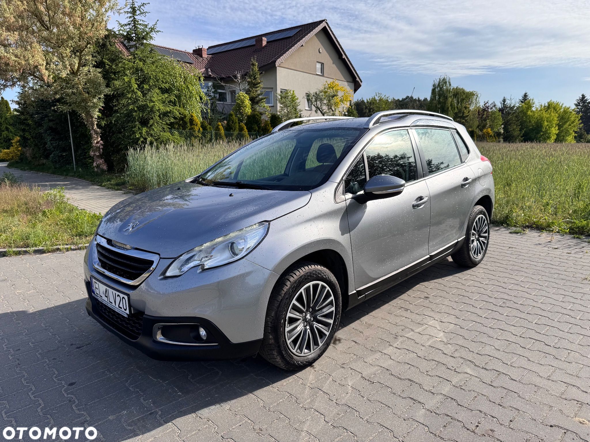 Peugeot 2008 1.2 Pure Tech Allure S&S - 1