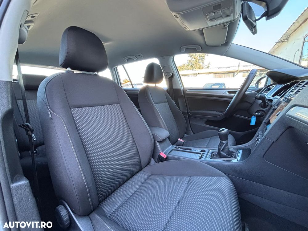 Volkswagen Golf 1.0 TSI BlueMotion Trendline - 29