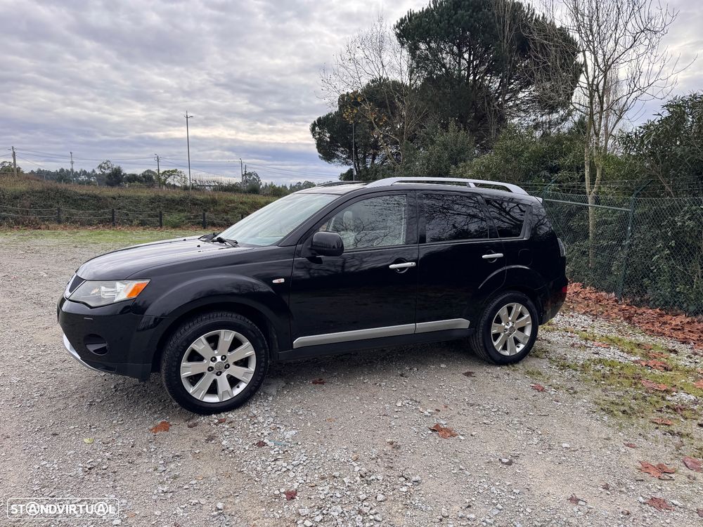 Mitsubishi Outlander 2.0 DI-D Instyle2 4WD - 1