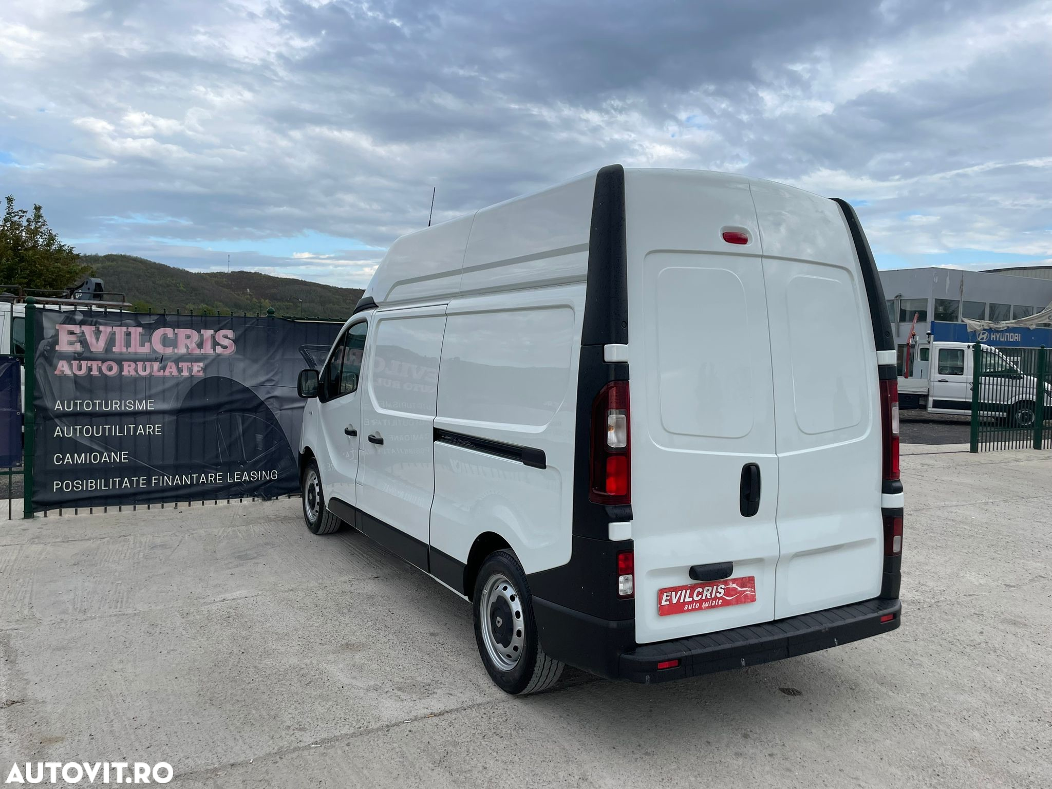Renault Trafic L2H2 SUPRAINALTAT - 28