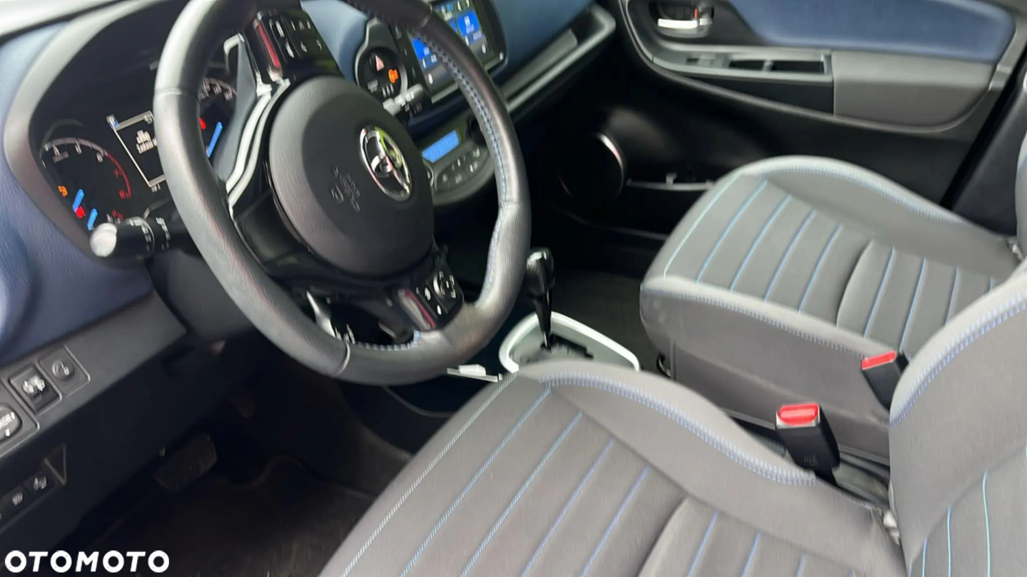 Toyota Yaris 1.5 Selection CVT - 6