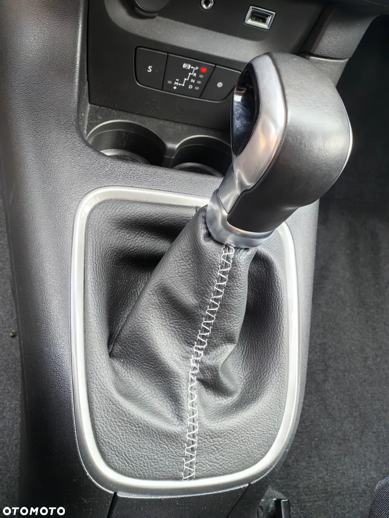 Citroën C3 Pure Tech 110 S&S EAT6 MAX - 20