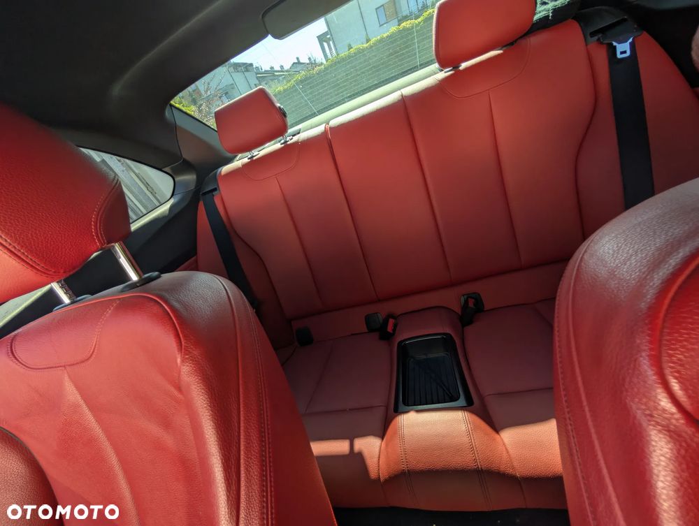 BMW Seria 2 M235i sport - 9
