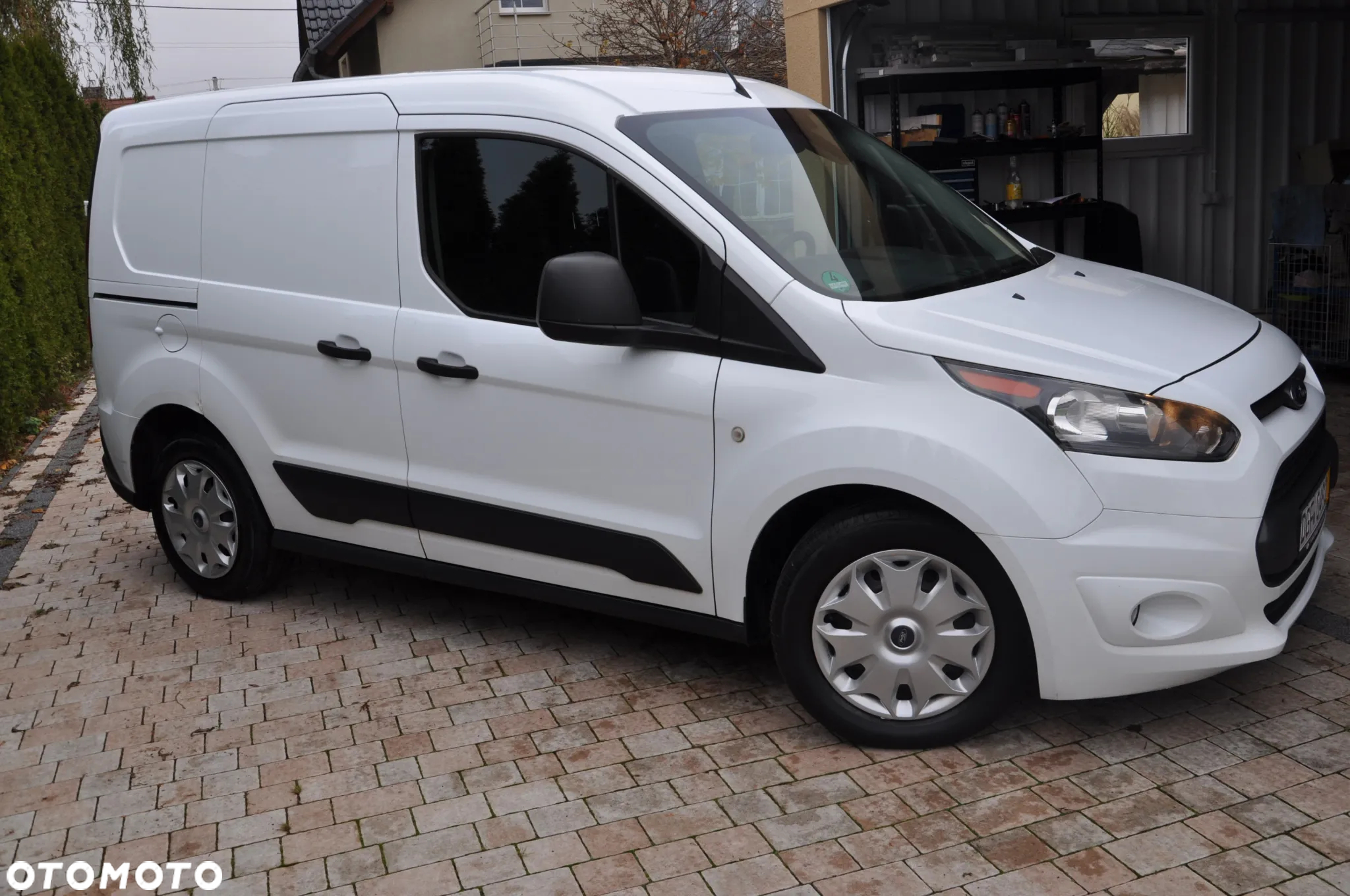 Ford Transit Connect - 4