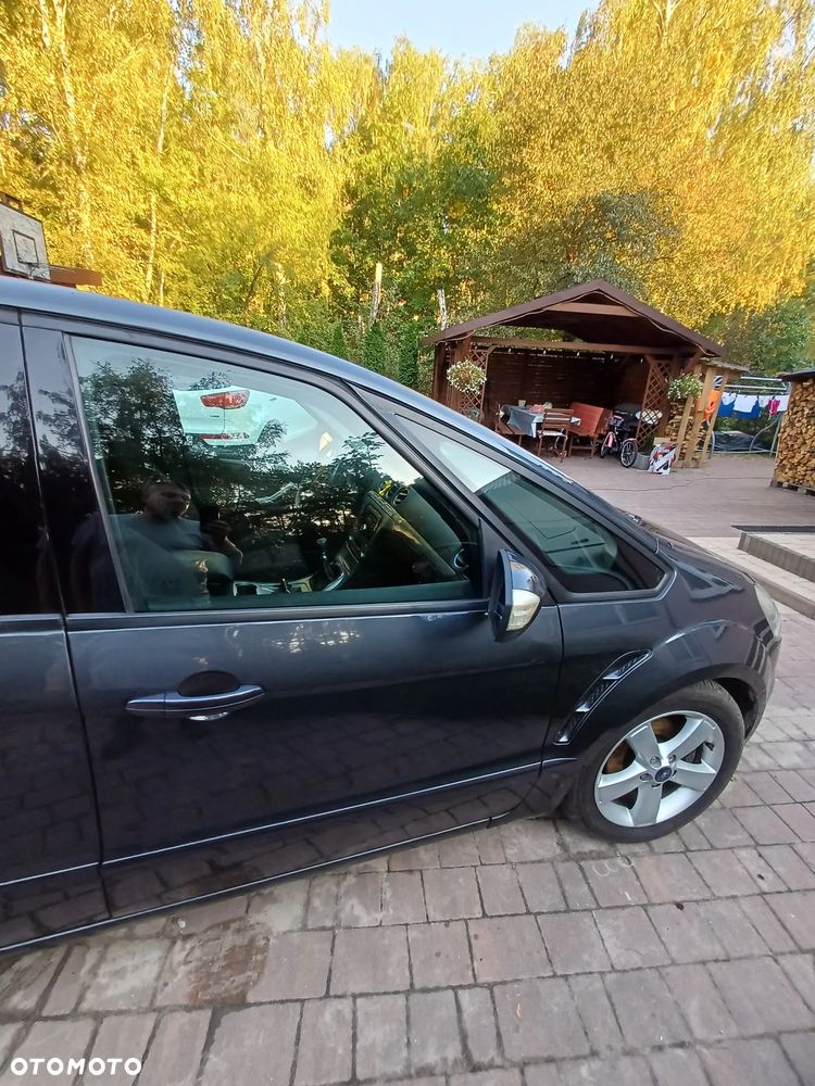 Ford S-Max - 8